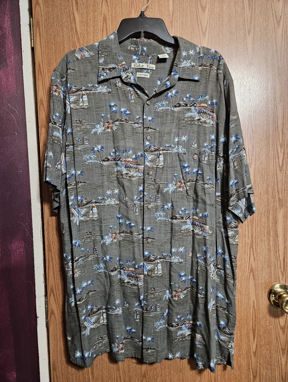 Batik Bay Hawaiian Shirt Mens XLT Olive Green Island Print Rayon Camp Button Up!
